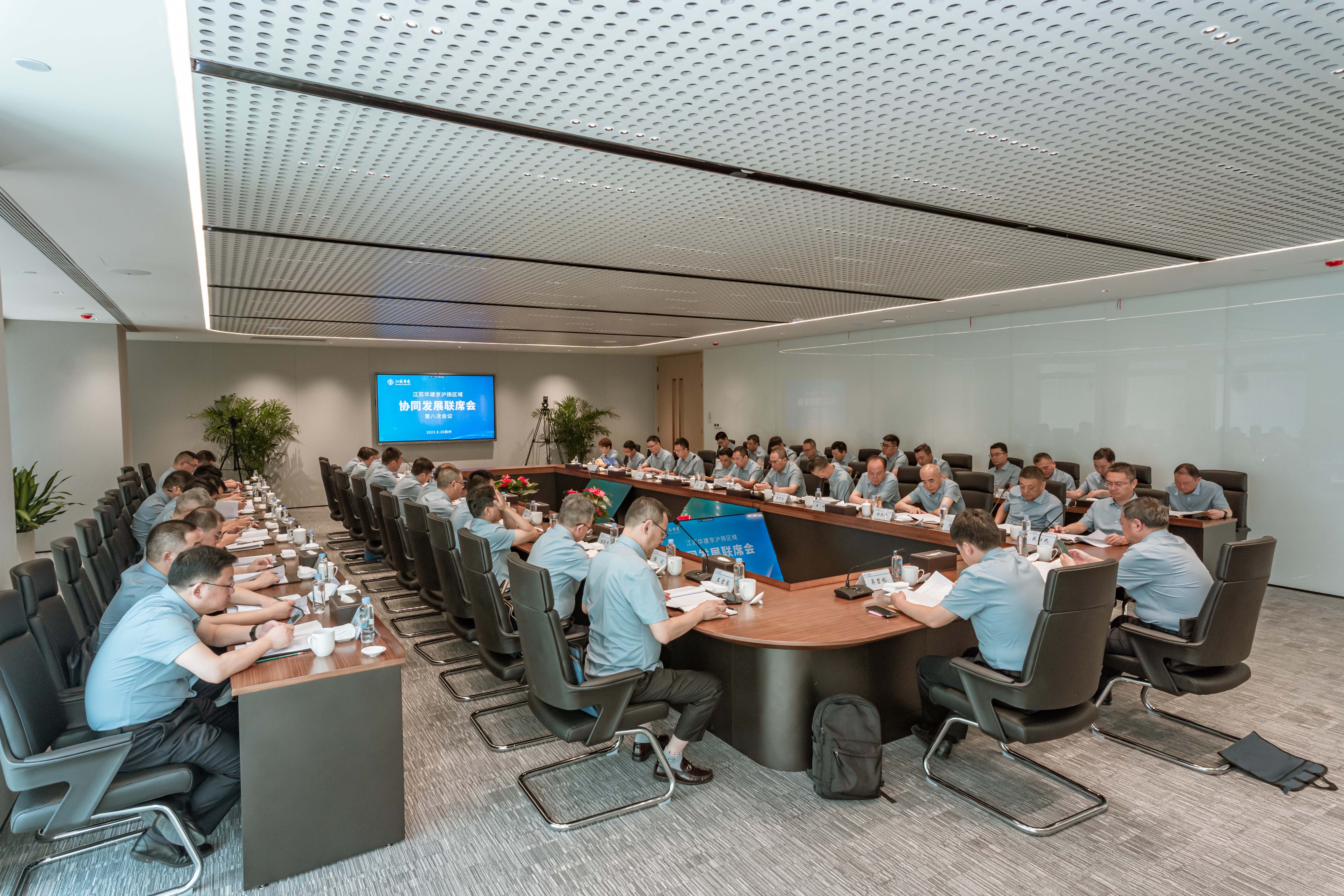 1693272467411669.jpg be352e2a89172f8d33c218fdb671f5b.jpg